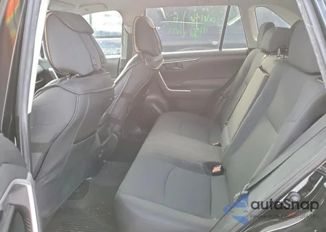 2021 Toyota Rav4 Le z USA, uszkodzony, nr VIN 2T3G1RFV3MC171301